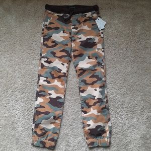 Treasure & Bond tan dale camo jogger pants boys size 16